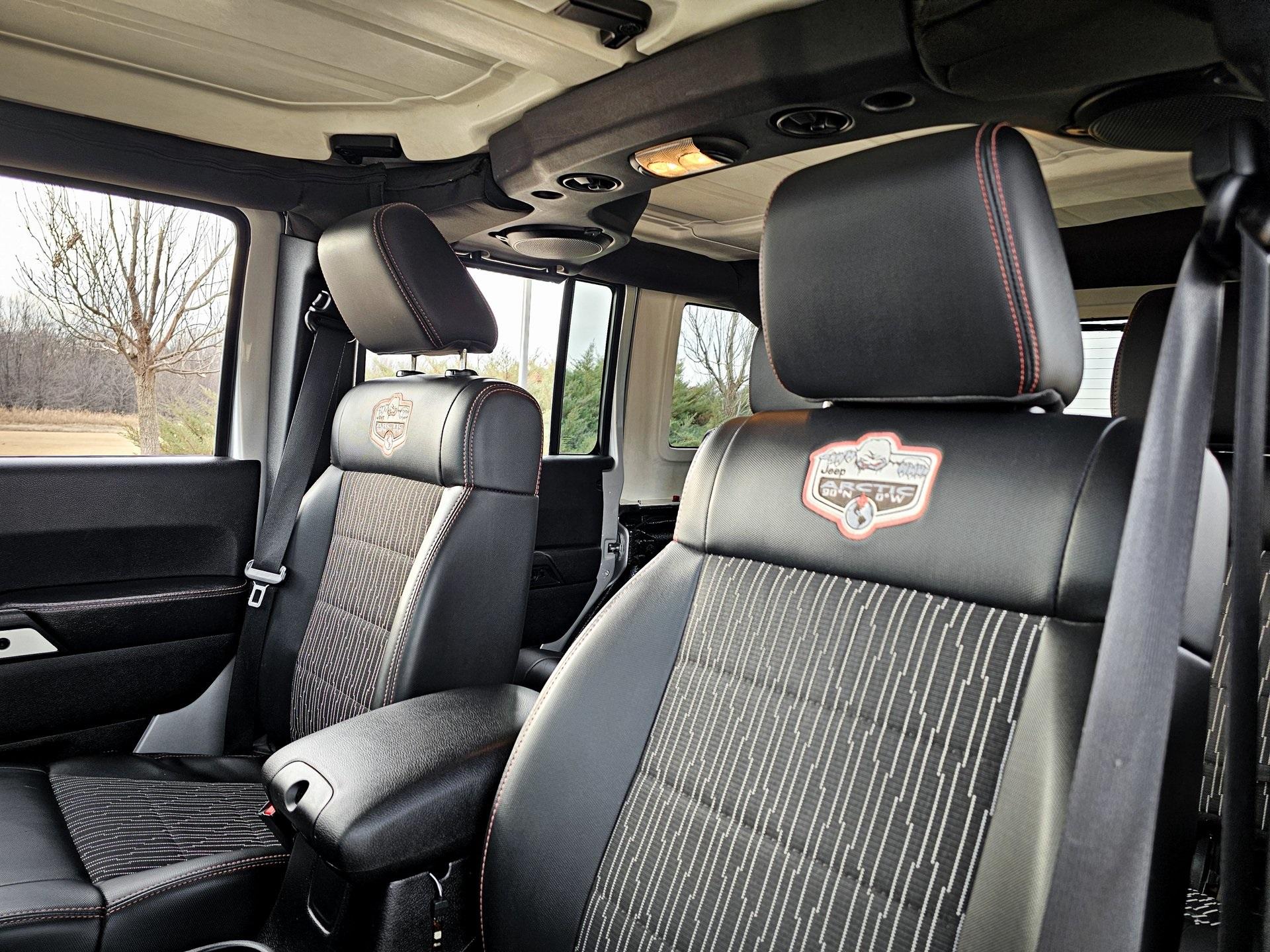 2012 Jeep Wrangler 4WD 2dr Sport, image size:1920x1440