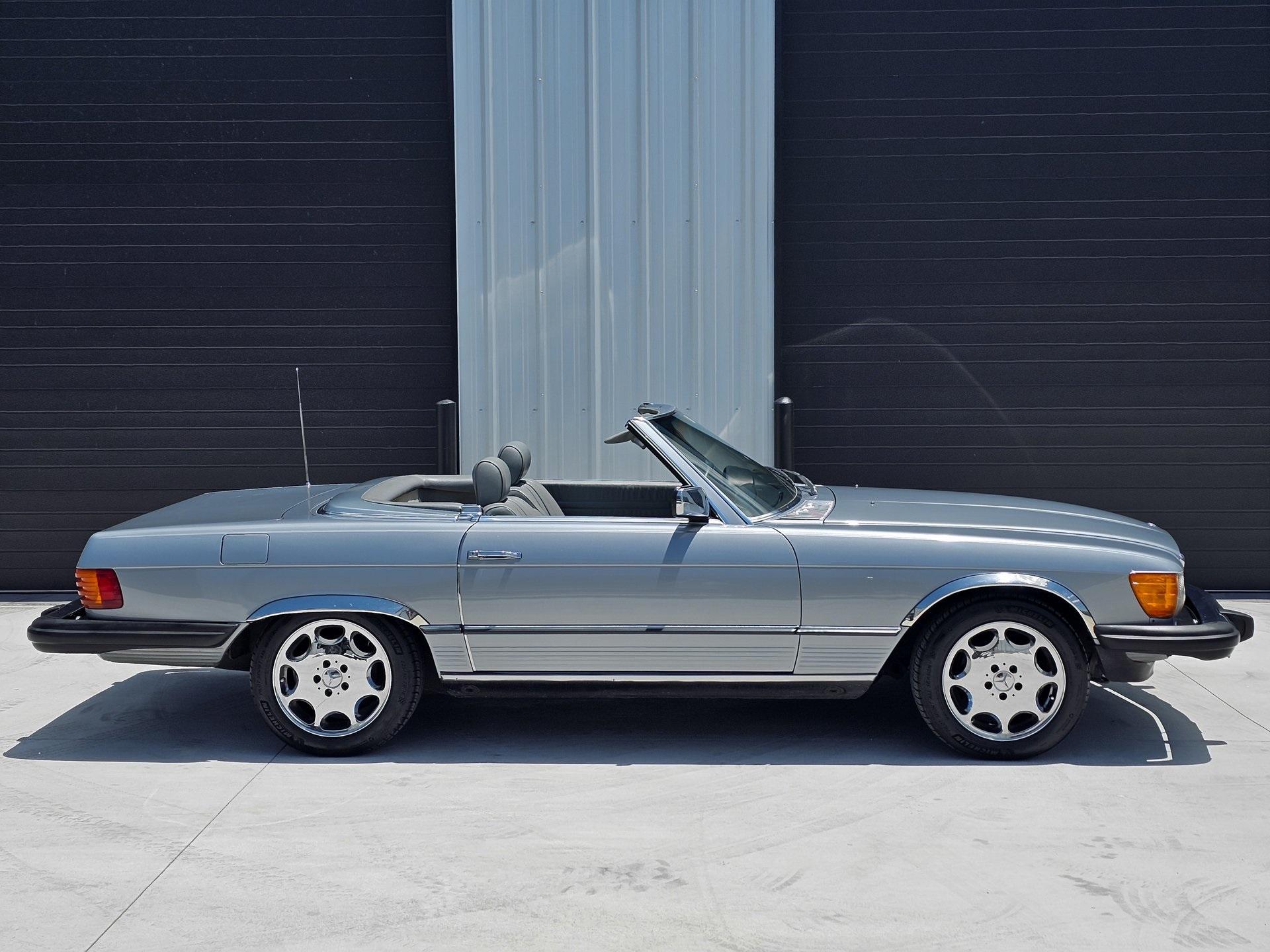 Mercedes Benz 1982 Convertible