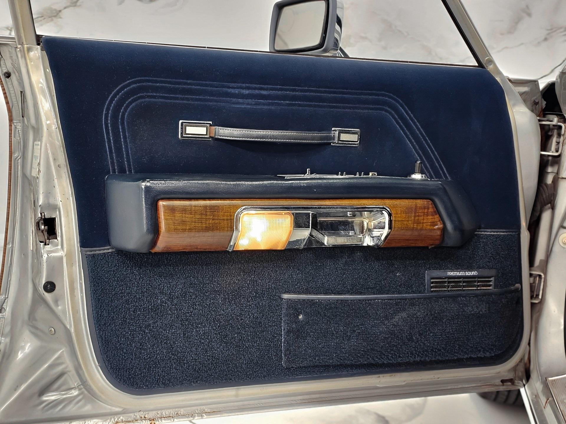 1988 Mercury Grand Marquis LS photo 31