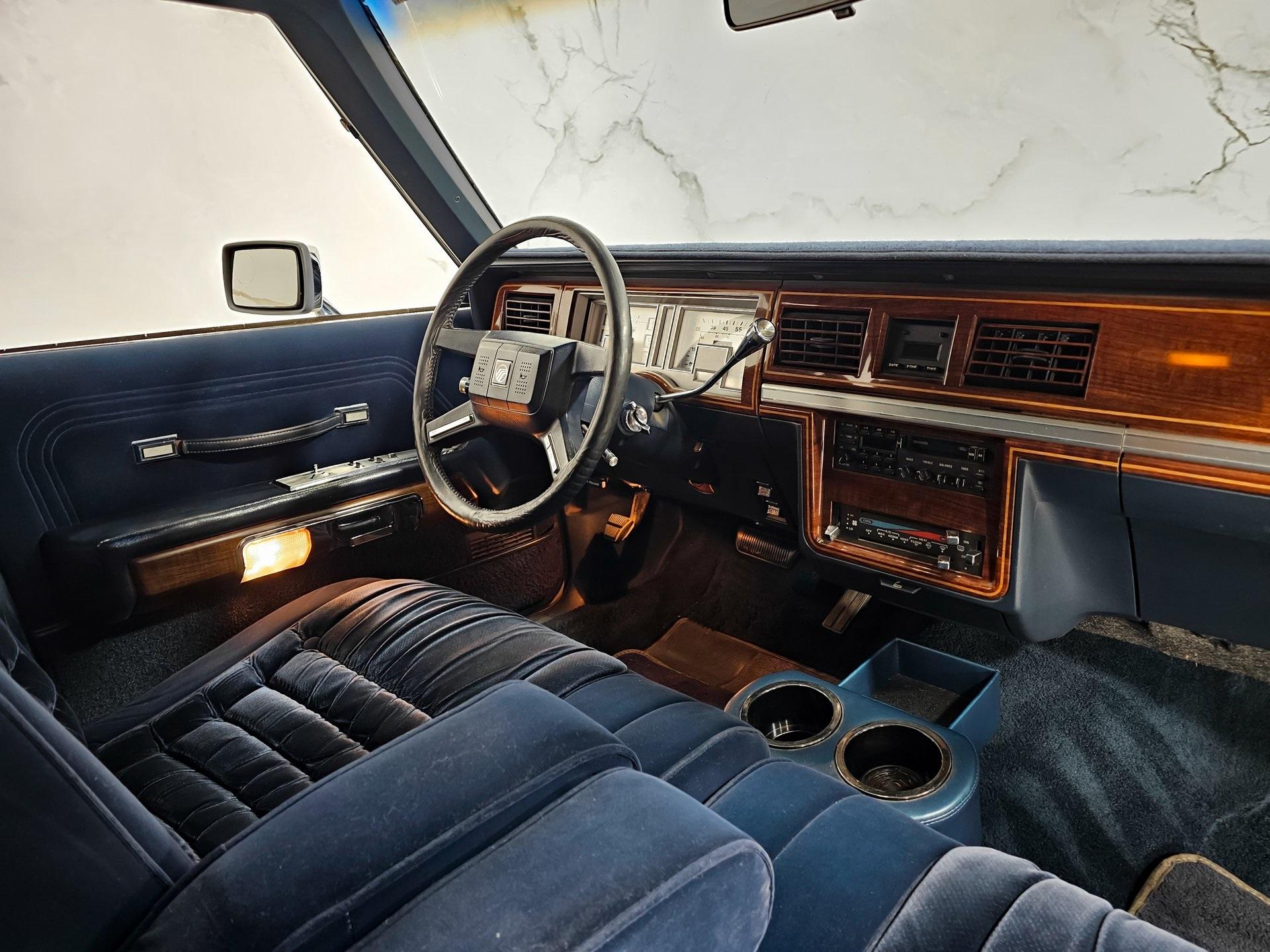 1988 Mercury Grand Marquis LS photo 8