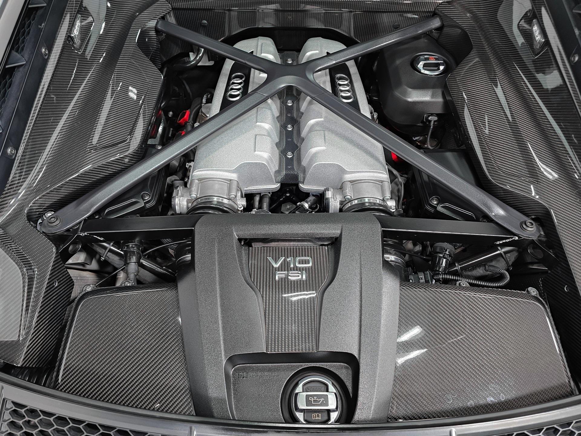 Used 2018 Audi R8 5.2 Plus - 1 of 1 Spec * Titanium Exhaust