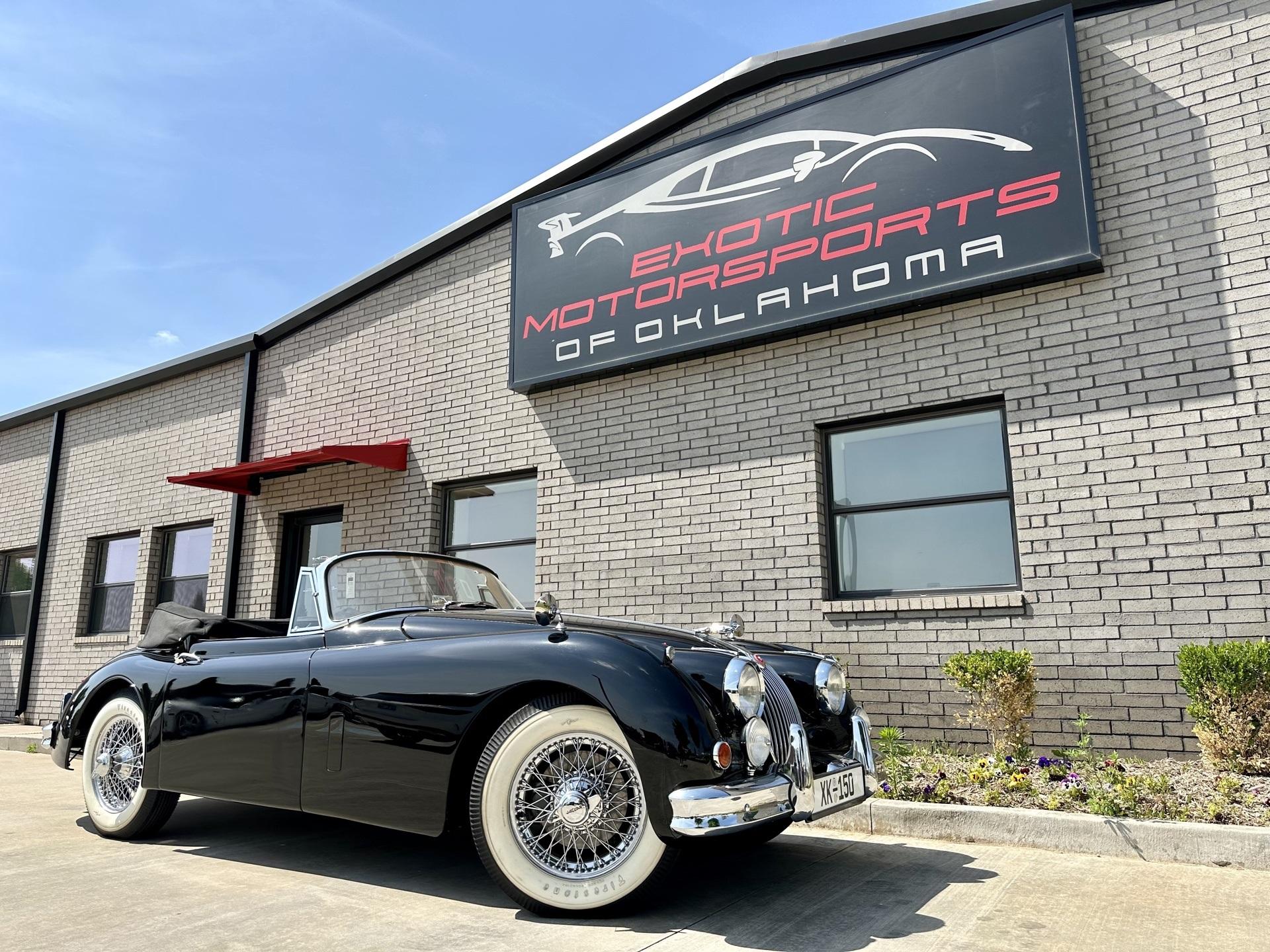 Miniature Jaguar XK 150 Cabriolet 1958 Noir - échelle 1/43 - Marque Twincam - Neuf