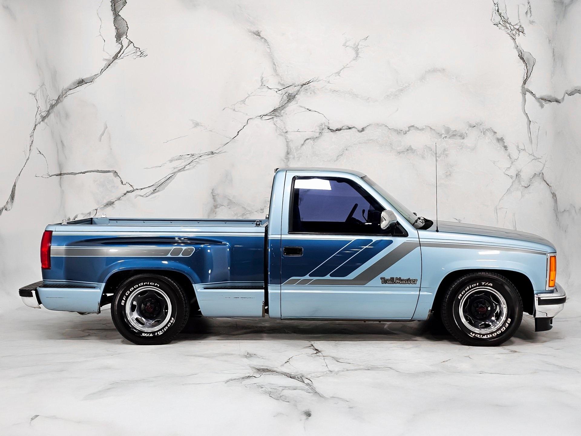 1989 Gmc Sierra photo 3