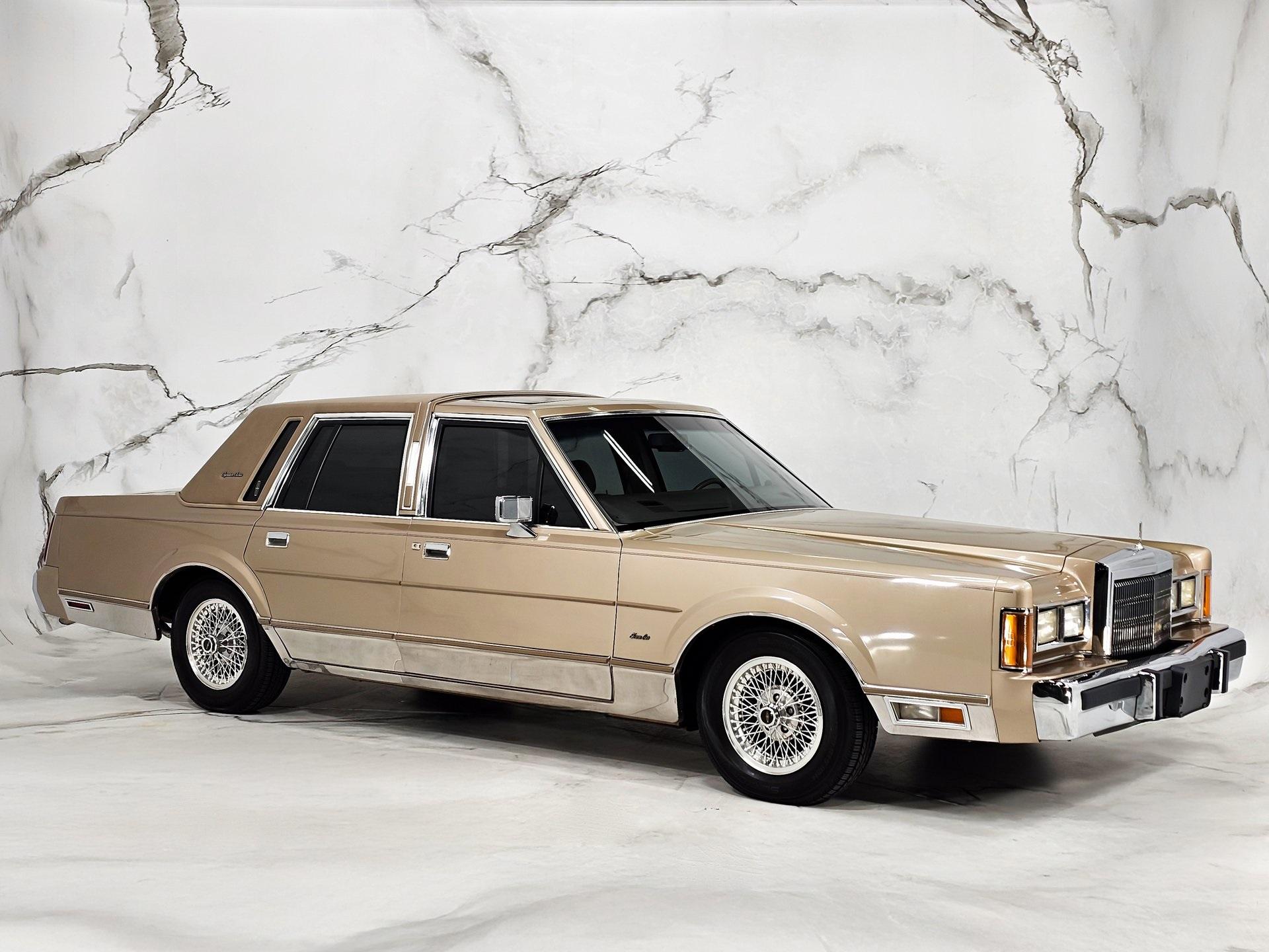 Used 1989 Lincoln Town Car Signature For Sale (Sold) | Exotic