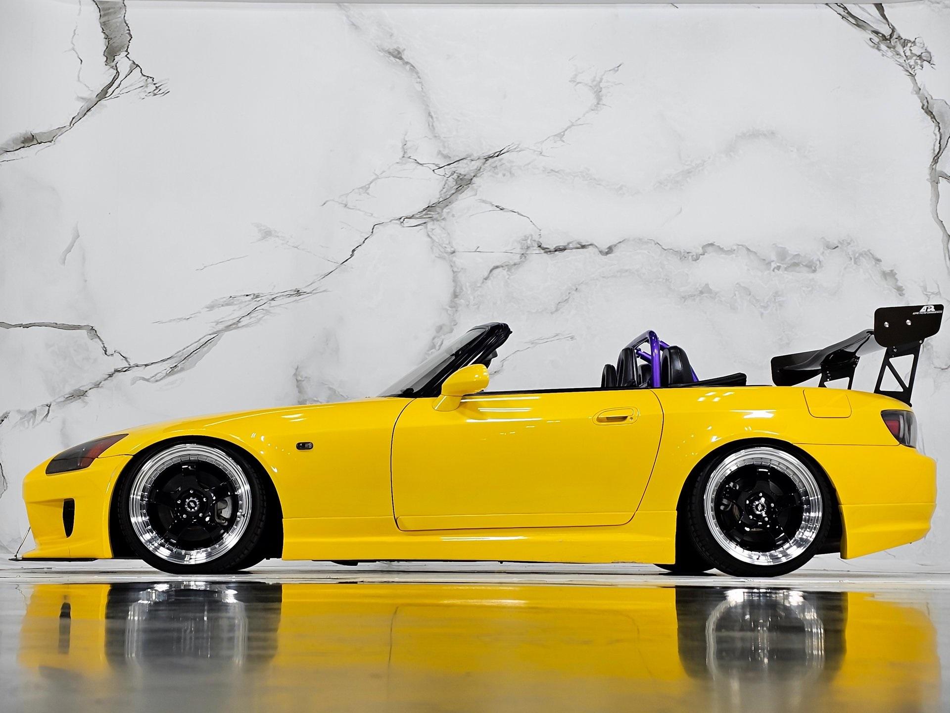 2001 Honda S2000 Base photo 14