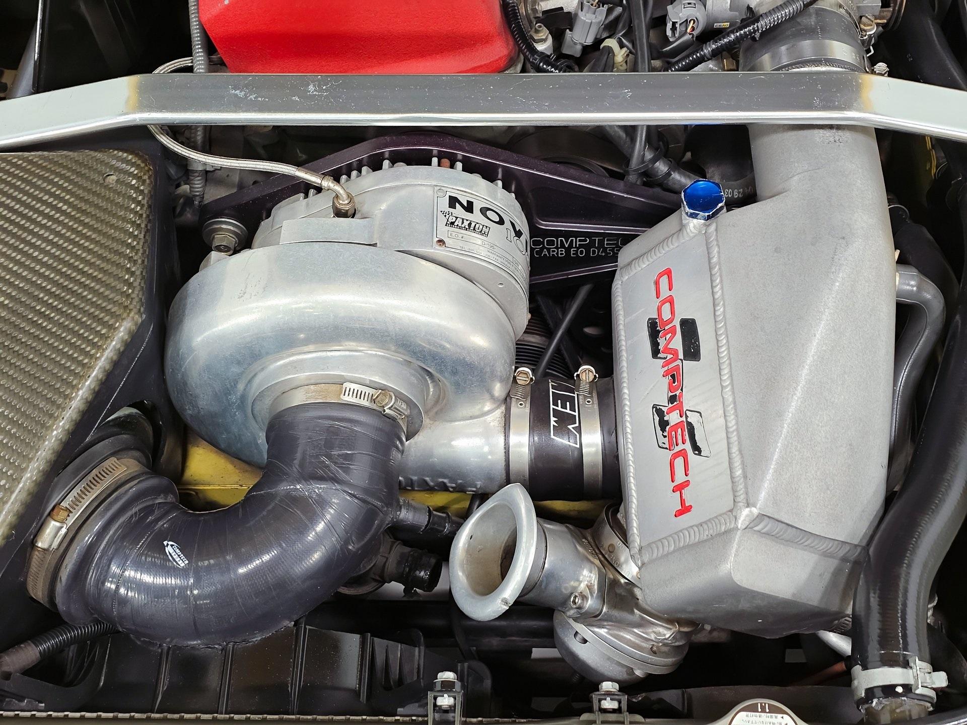 2001 Honda S2000 Base photo 28