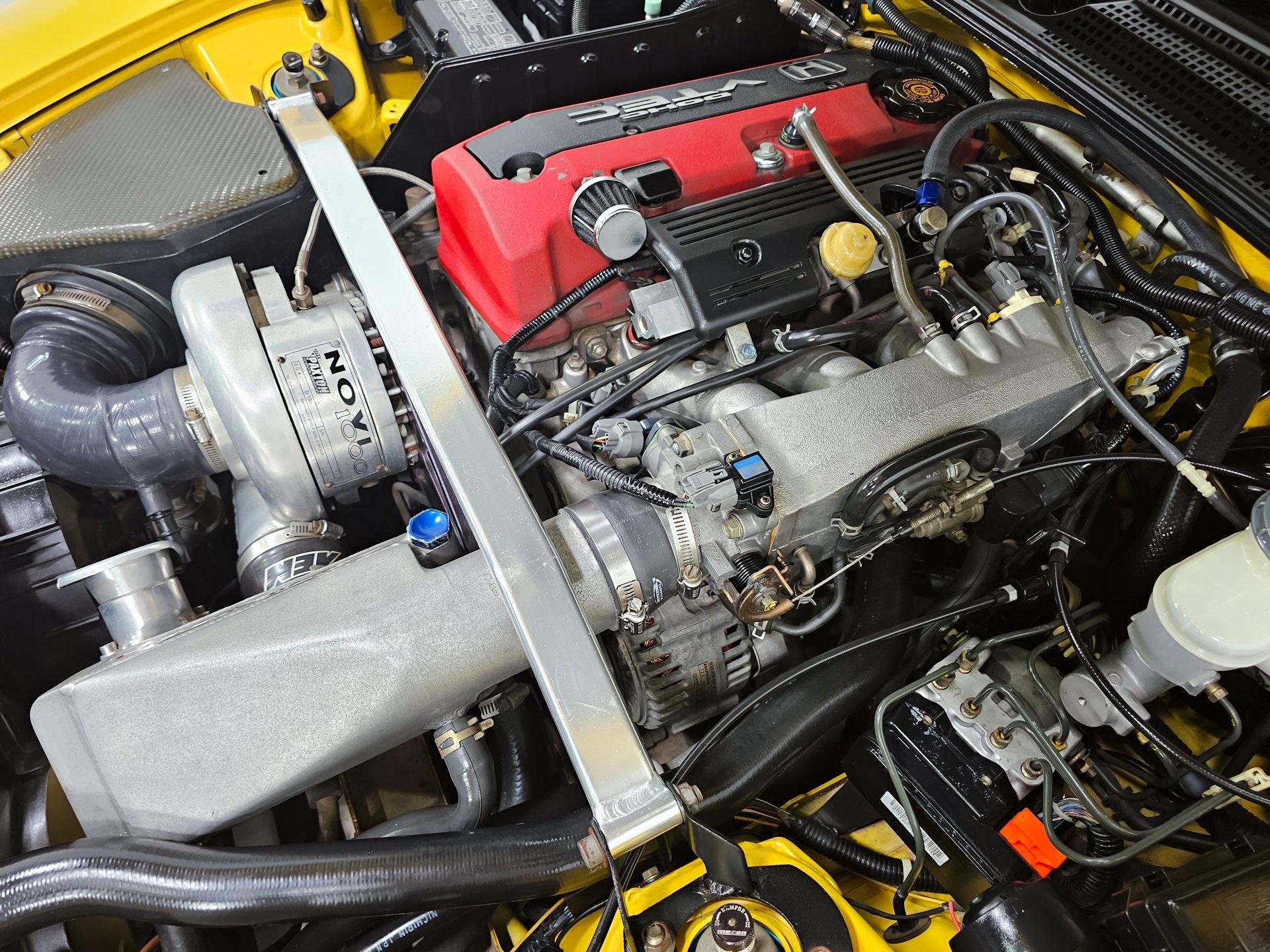 2001 Honda S2000 Base photo 30