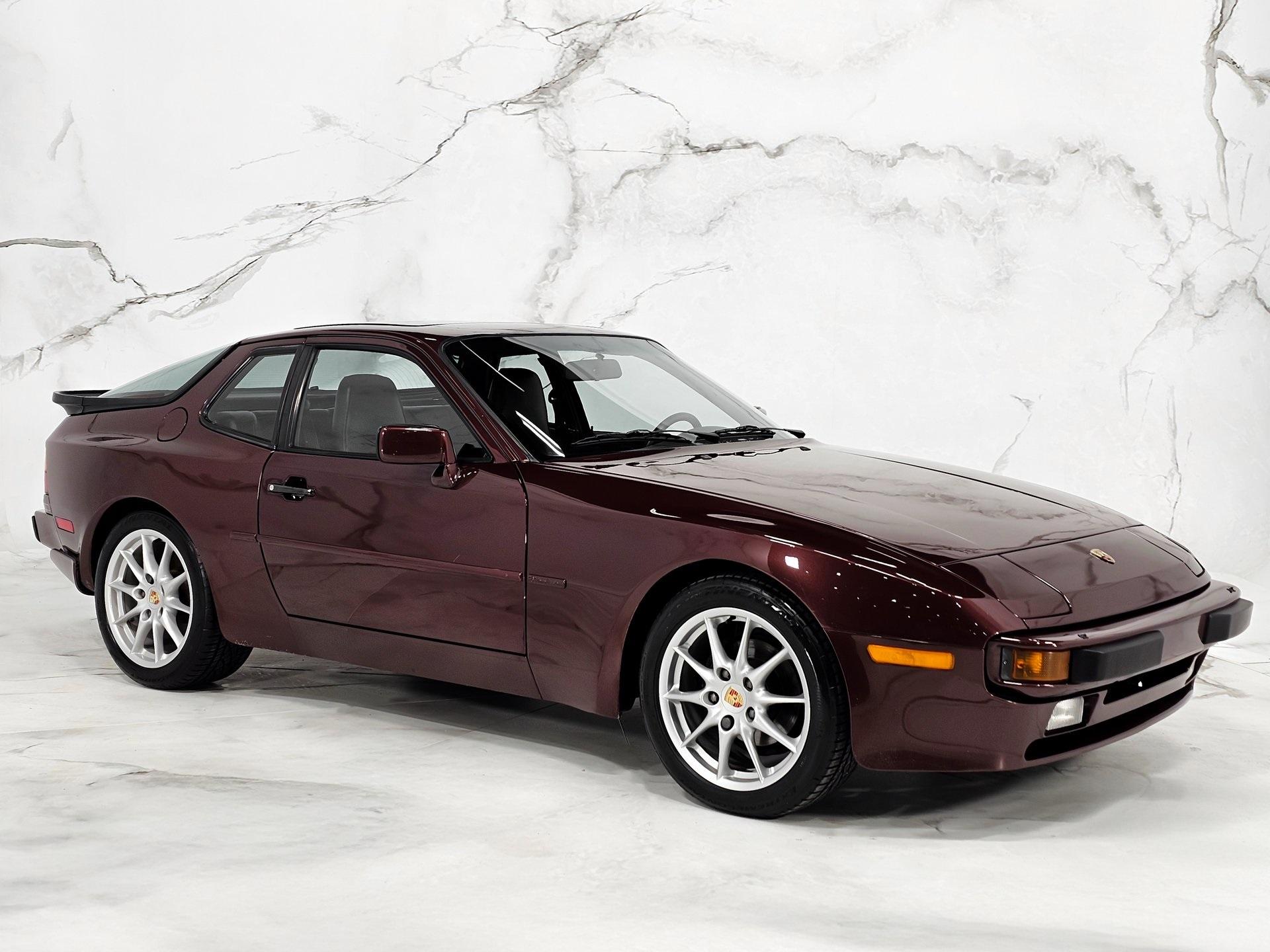 K☆944 S.T Used 1987 Porsche 944 S * 73,405 miles (118,134 kilometers) For