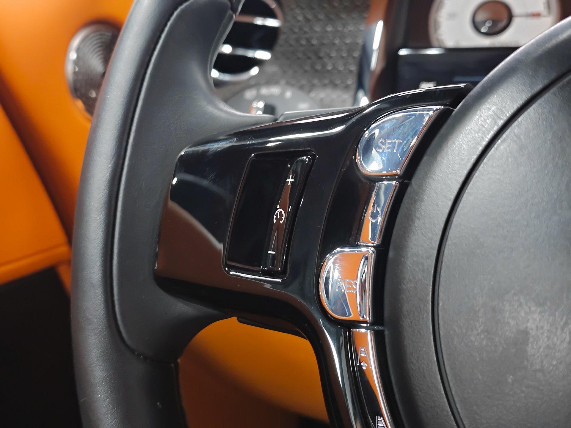 2018 Rolls Royce Dawn RR6 photo 26