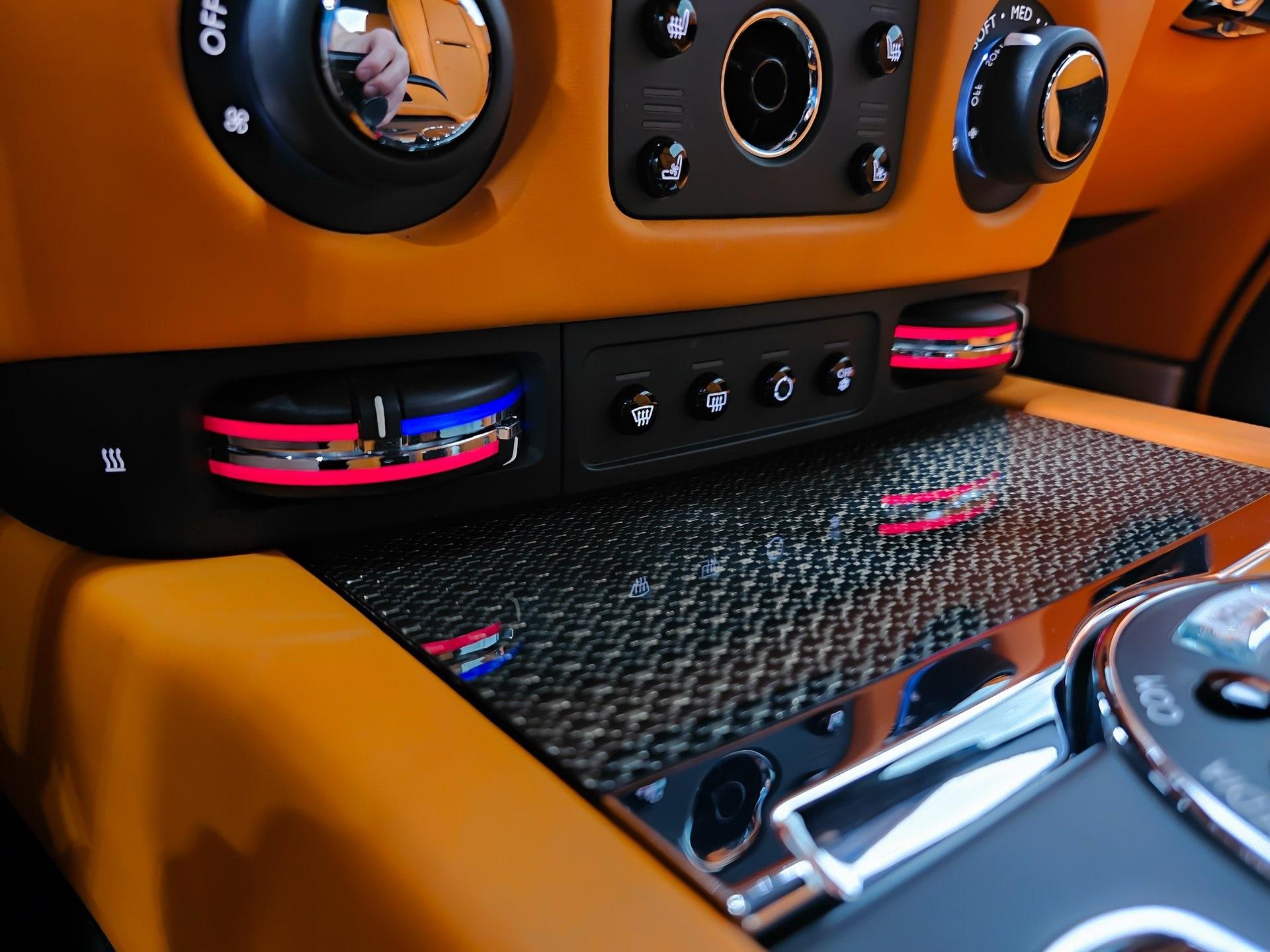 2018 Rolls Royce Dawn RR6 photo 33