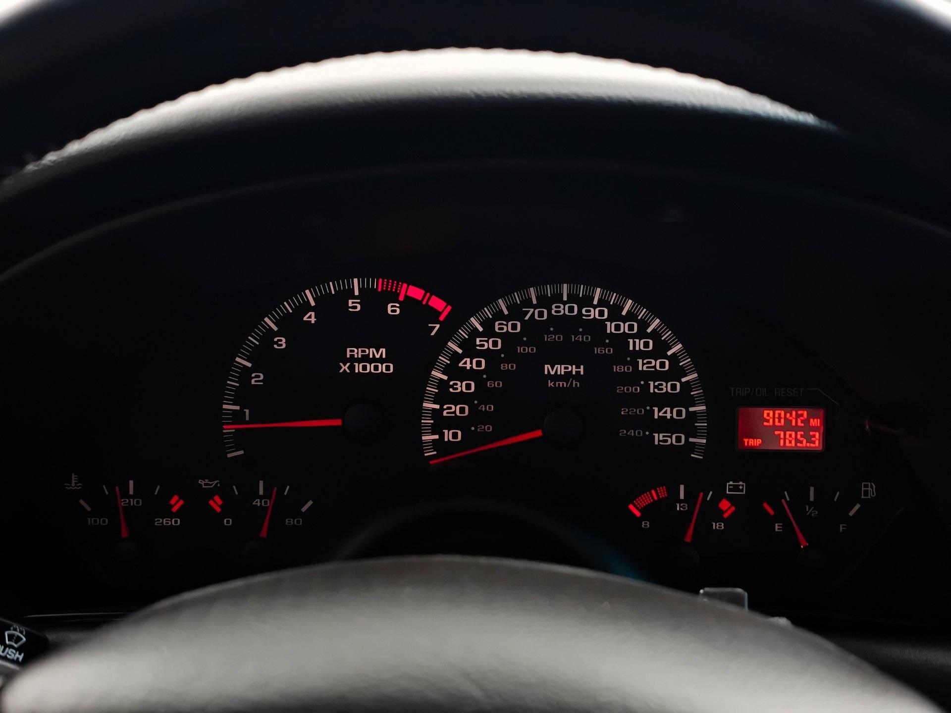 2002 Chevrolet Camaro Sport Coupe photo 3