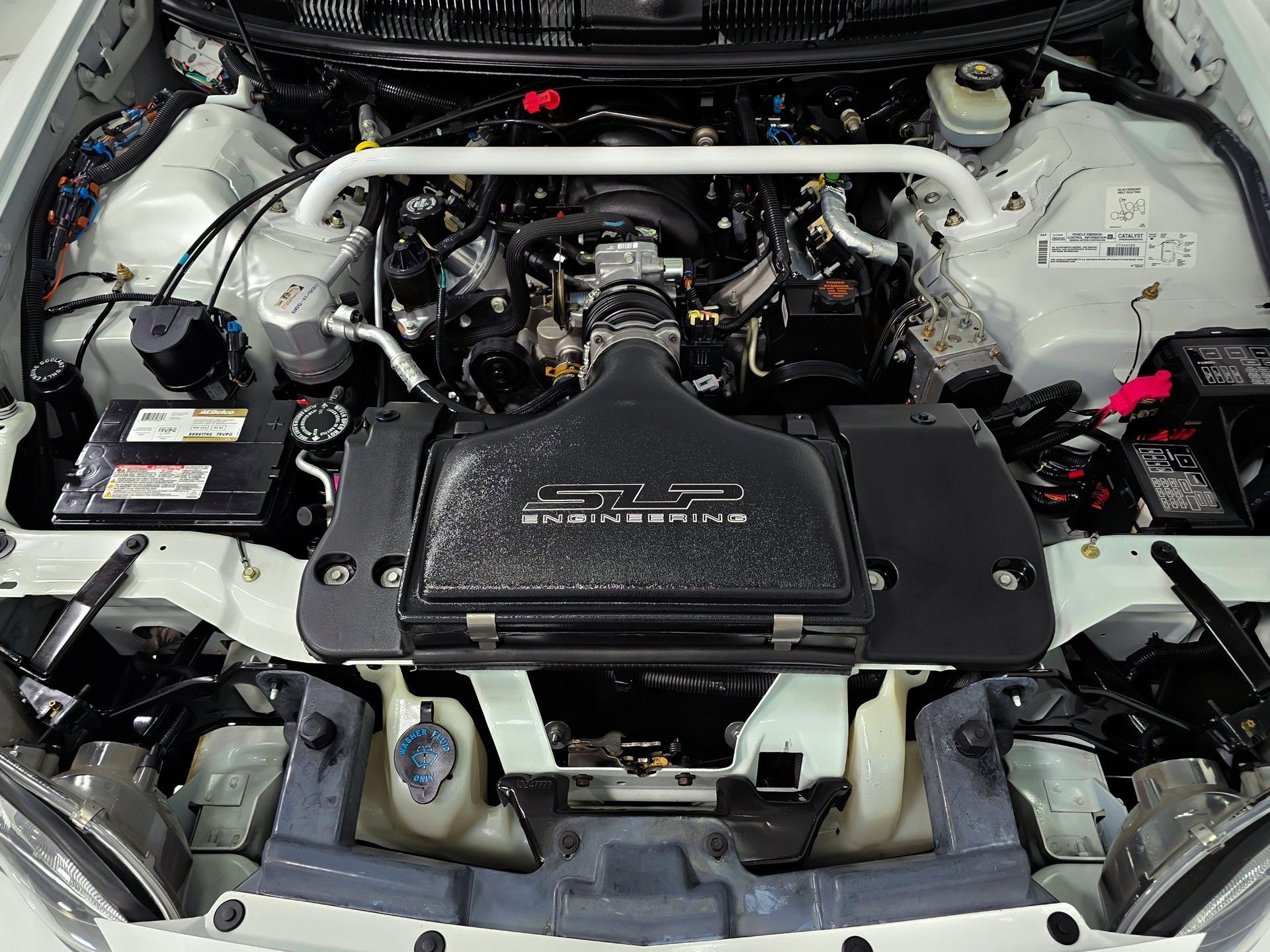 2000 Chevrolet Camaro SS photo 2