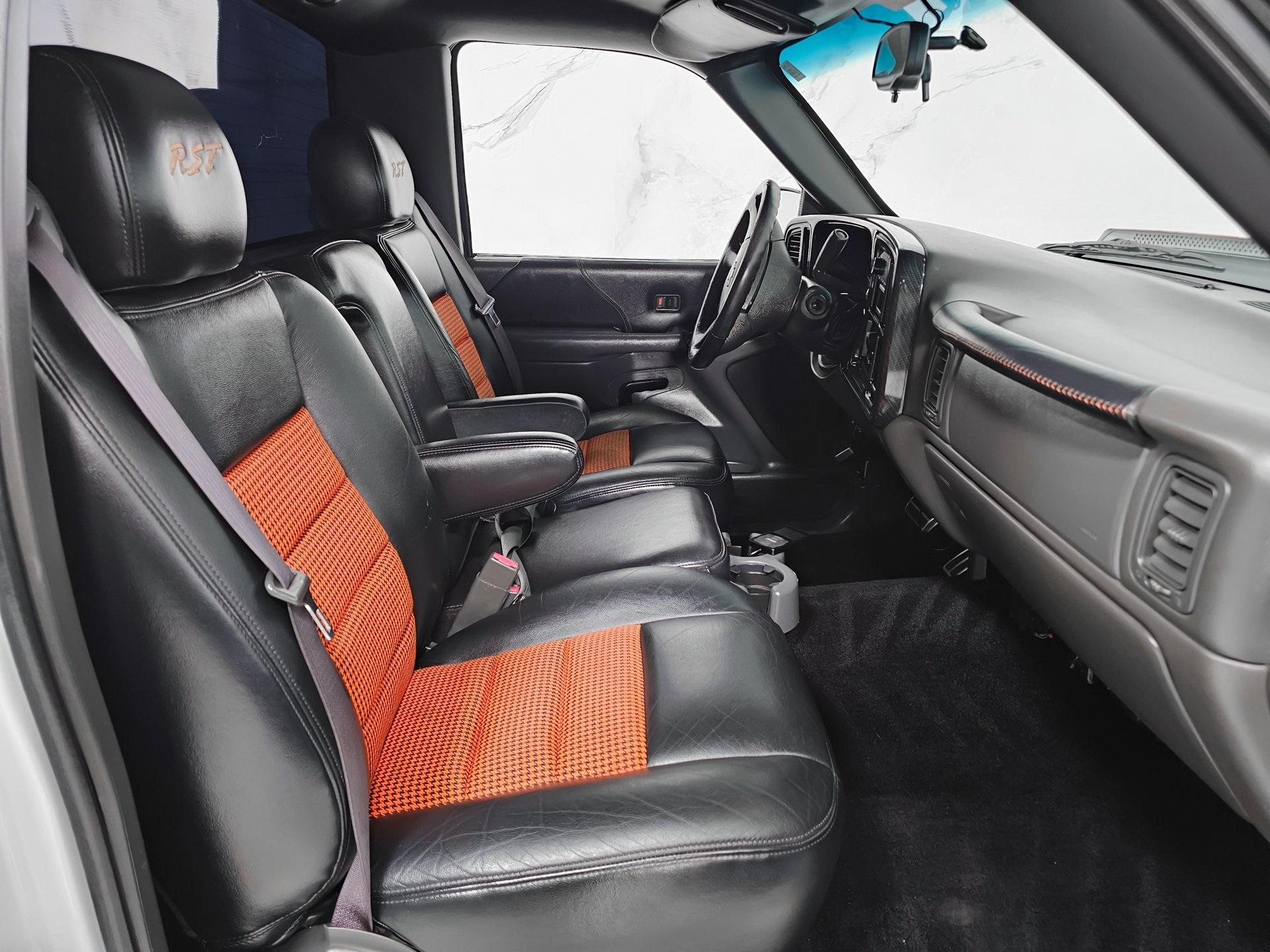 2006 Chevrolet Silverado 1500 LS RST photo 2