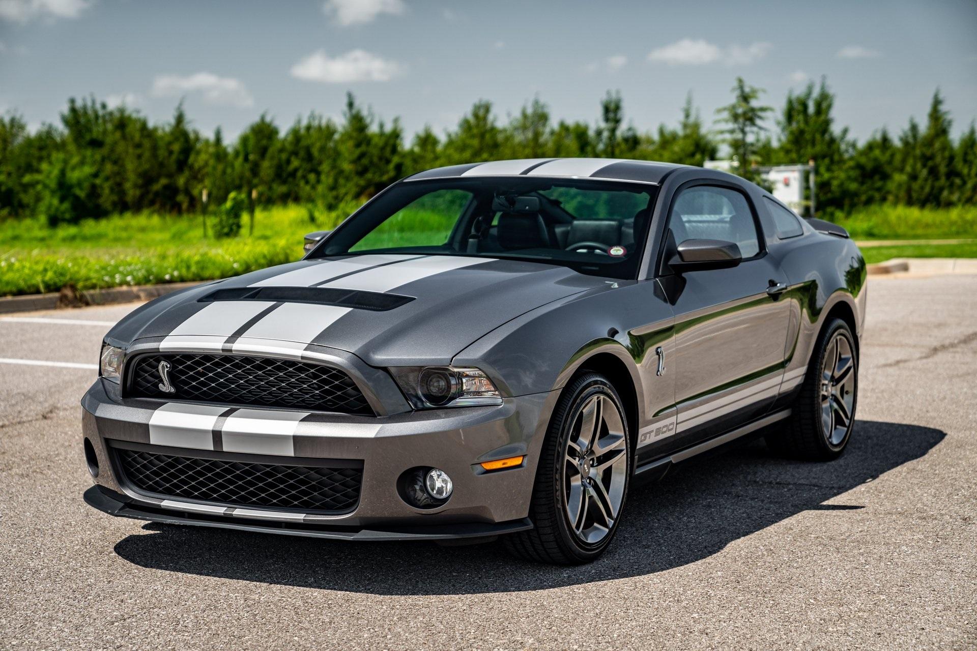 Ford Shelby gt500 2010